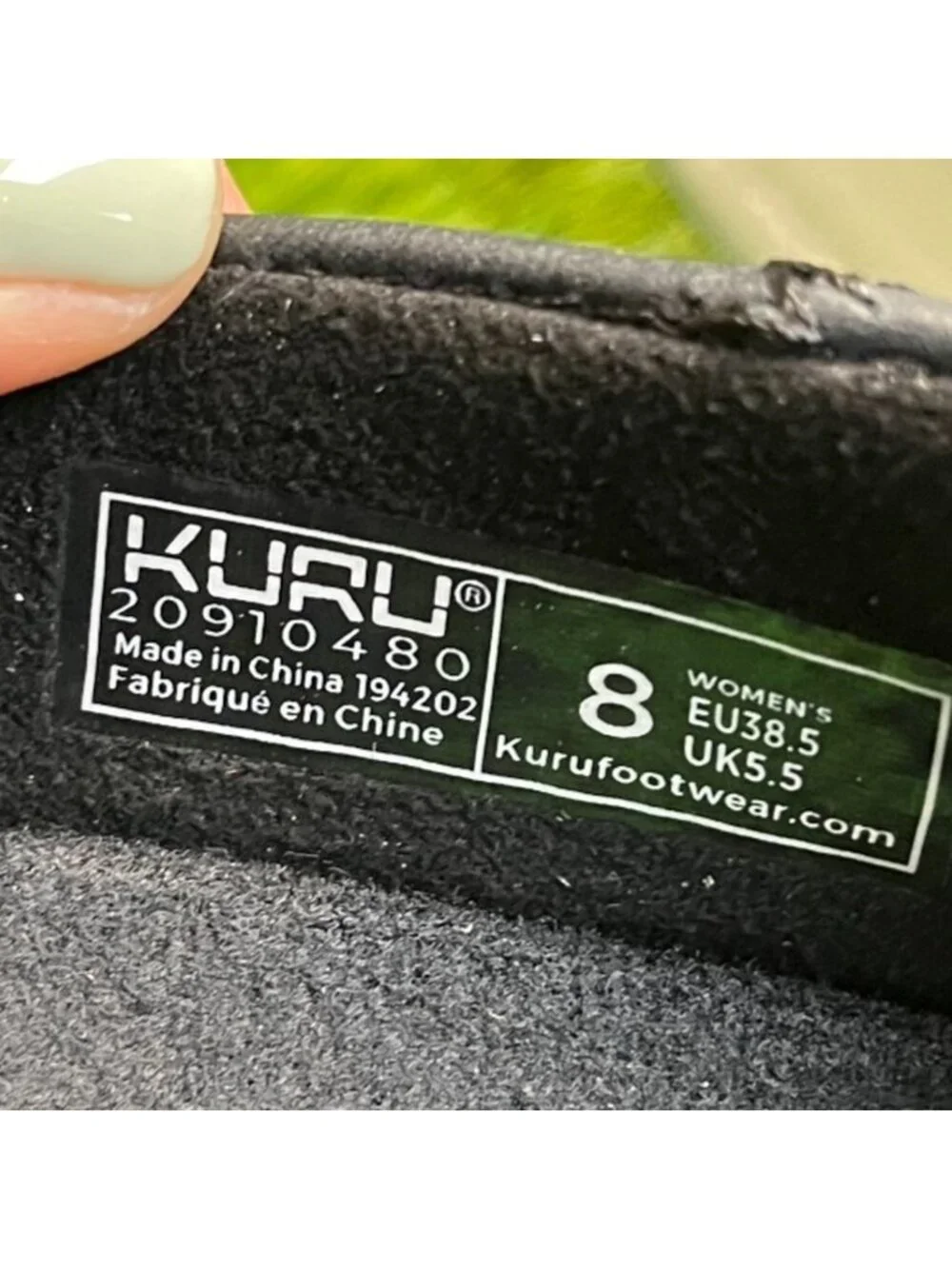 Kuru Roam Atla Womens Size 8 Black White Casual Walking Leather Slip-On Shoes
